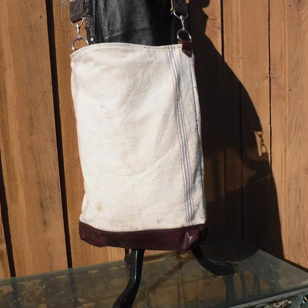 Crossbodyleather Extra Large Leather/Cotton Tote Made in USA - Picture 6 of 12